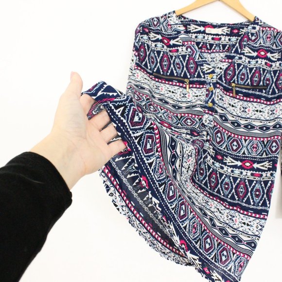 *Ardene Aztec Boho 3/4 Button Long Sleeve Blouse - Picture 5 of 7